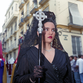 Semana Santa, Malaga/Spanien: Frauen in traditioneller Tracht